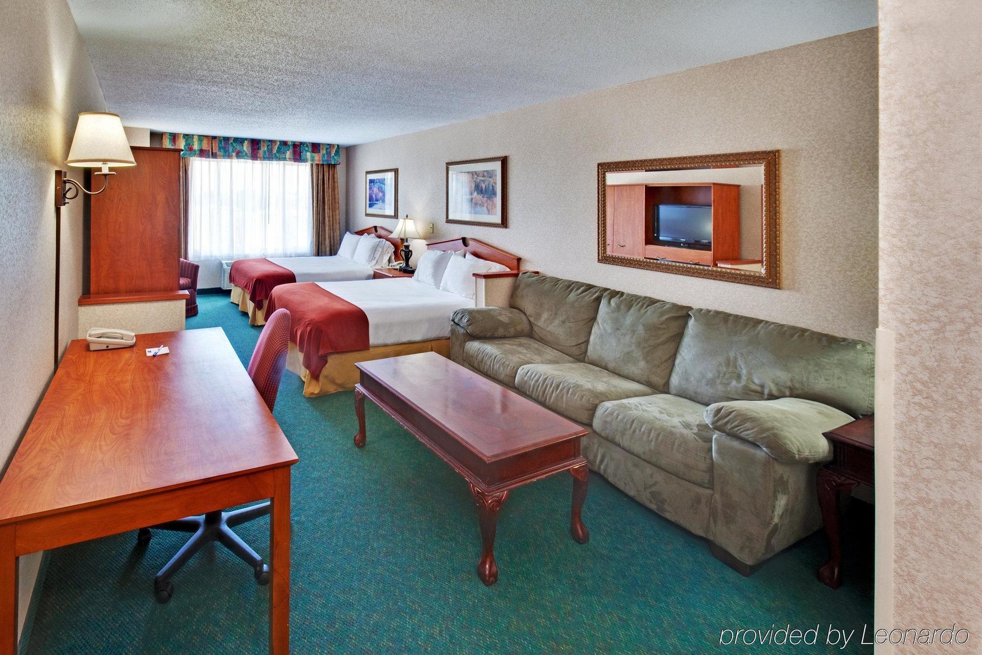 Holiday Inn Express & Suites Vermillion, An Ihg Hotel Phòng bức ảnh