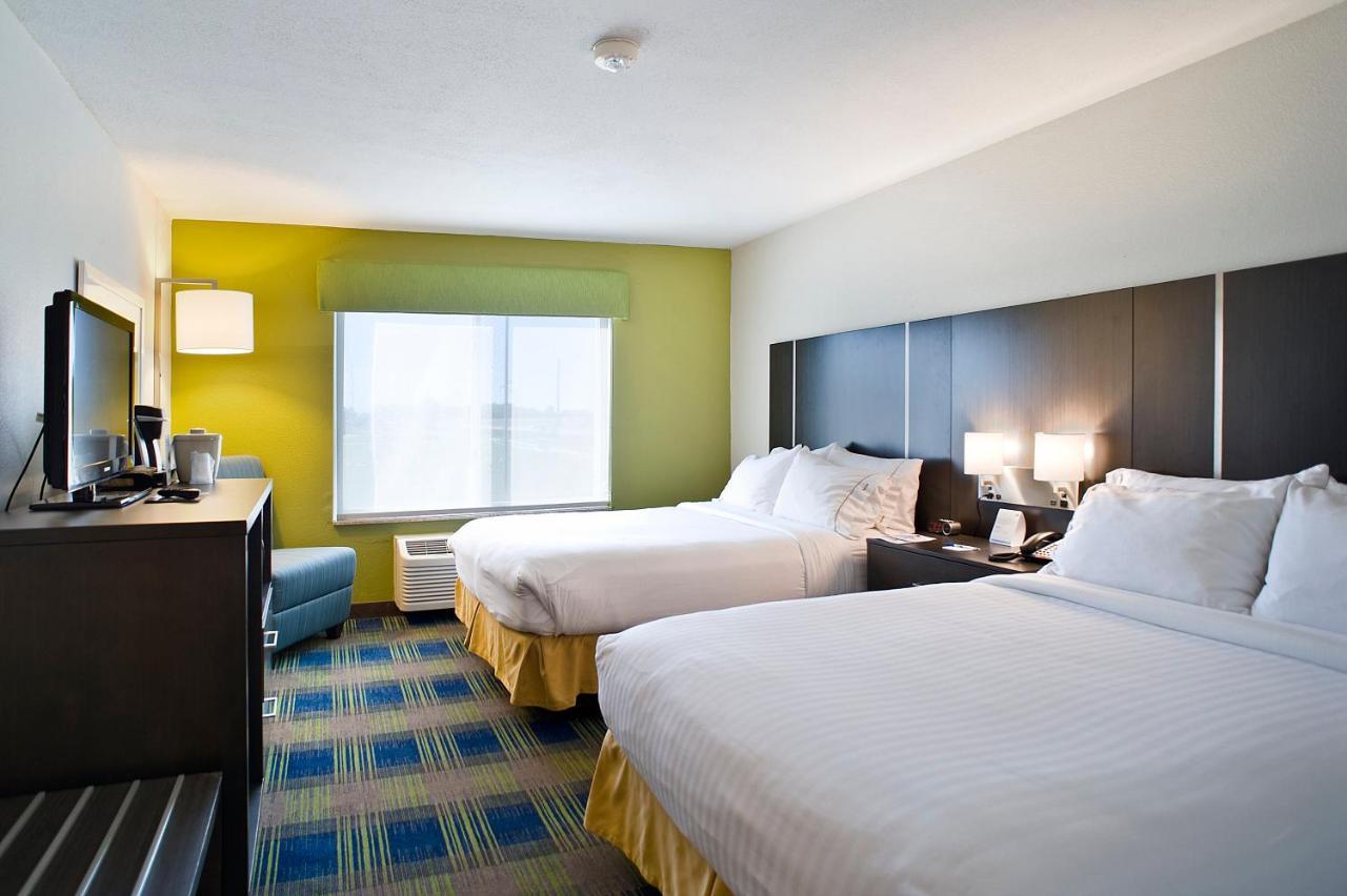 Holiday Inn Express & Suites Vermillion, An Ihg Hotel Ngoại thất bức ảnh